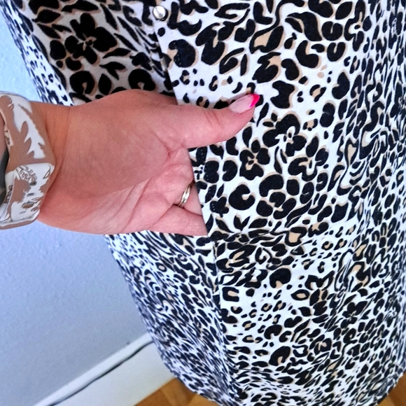 Leopard Print Athletic Dress | 1X - Picture 4 of 6